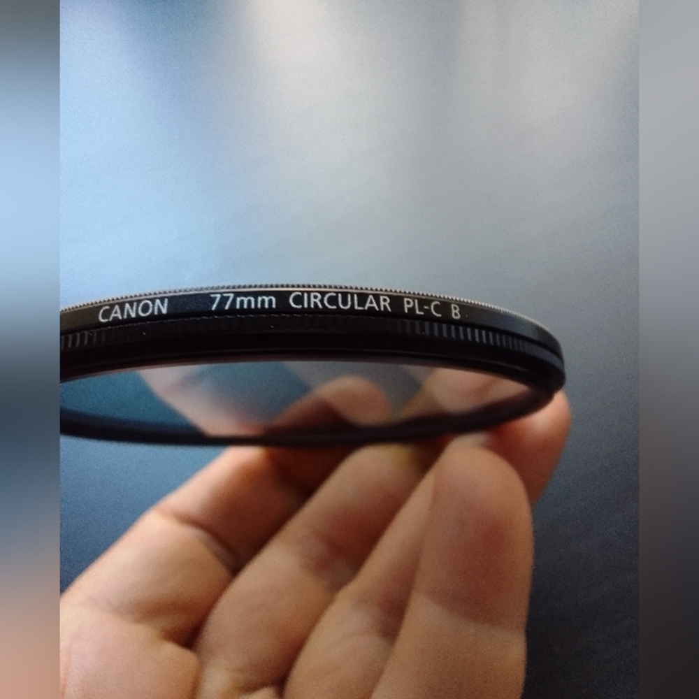 Canon PL-C B 77mm [Circular Polarizing Filter PL-C Screw Type Filter 77mm]